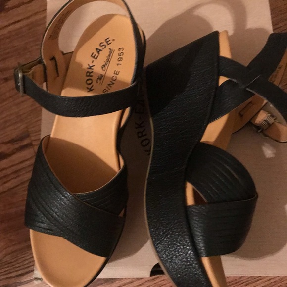 Kork-Ease Adelphi Wedge - Picture 2 of 3